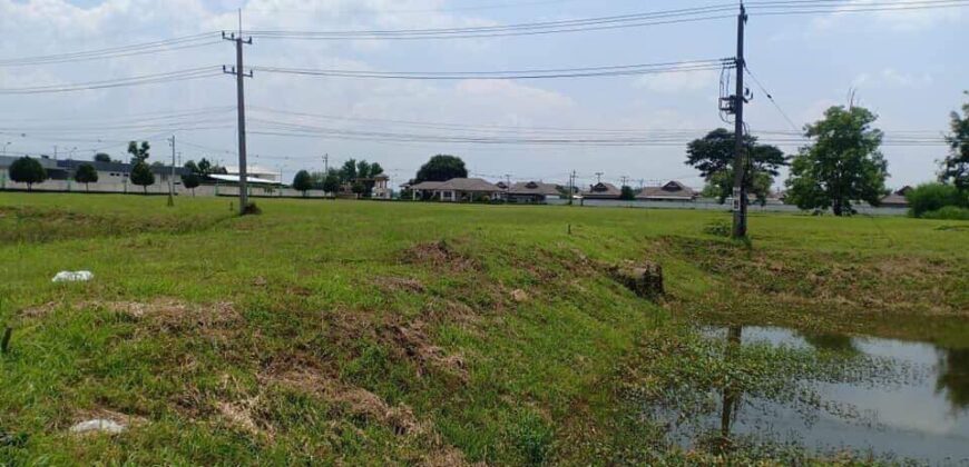 Land in good location, next to the main road, San Kamphaeng Subdistrict, San Kamphaeng District, near Somwang Village New Sankamphaeng Road