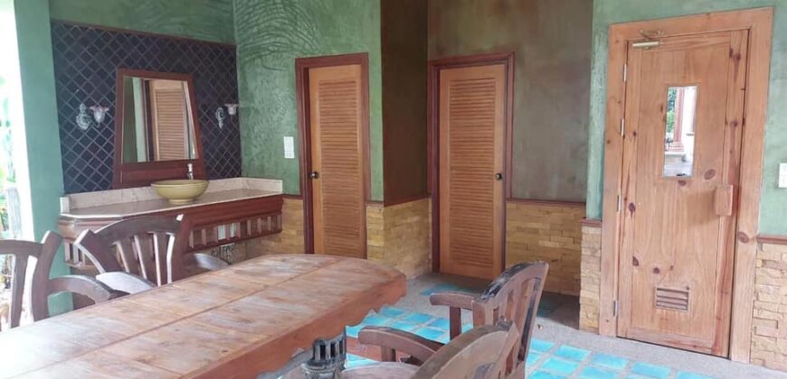 For Sale House Close to Mee Chok Plaza,Ruam Chok Market.15 minutes to Central Festival.