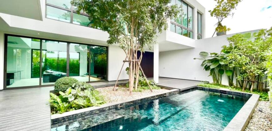 Pool Villa สร้างใหม่ 3 ชั้น ต.ป่าแดด อ.เมืองเชียงใหม่ ใกล้สนามบินเชียงใหม่เพียง 3 กม.