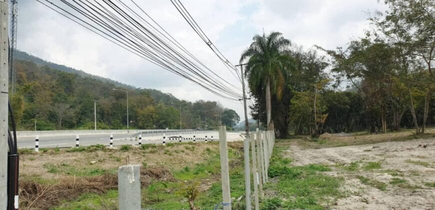 ที่ดินแปลงสวย ติดถนนเชียงใหม่ – ดอยสะเก็ด ต.ป่าเมี่ยง อ.ดอยสะเก็ด