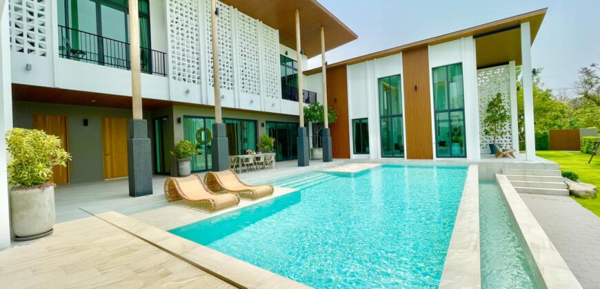 Pool Villa สร้างใหม่ 2 ชั้น วิวภูเขา วิวทุ่งนา บนเนื้อที่เกือบ 1 ไร่ ต.ห้วยทราย อ.แม่ริม จ.เชียงใหม่ ใกล้โรงเรียนนานาชาติเปรม 3 นาที, อบต.ห้วยทราย