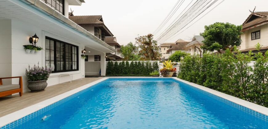 Pool Villa ปรับปรุงใหม่ ในโครงการ บนถนนคันคลองชลประทาน เดินทางสะดวก ต.สุเทพ อ.เมืองเชียงใหม่ จ.เชียงใหม่