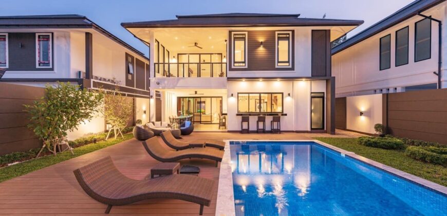 Pool Villa สร้างใหม่ 2 ชั้น สไตล์คลาสสิค ต.วัดเกต อ.เมืองเชียงใหม่ จ.เชียงใหม่ ใกล้สนามกอล์ฟจิมคาน่า, ค่ายกาวิละ, สะพานนวรัฐ