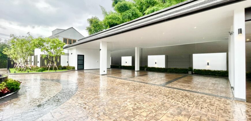 Pool Villa สร้างใหม่ 2 ชั้น ต.ช้างเผือก อ.เมืองเชียงใหม่ จ. เชียงใหม่ ใกล้มหาวิทยาลัยเชียงใหม่, เจ็ดยอดพลาซ่า, Maya Shopping Mall